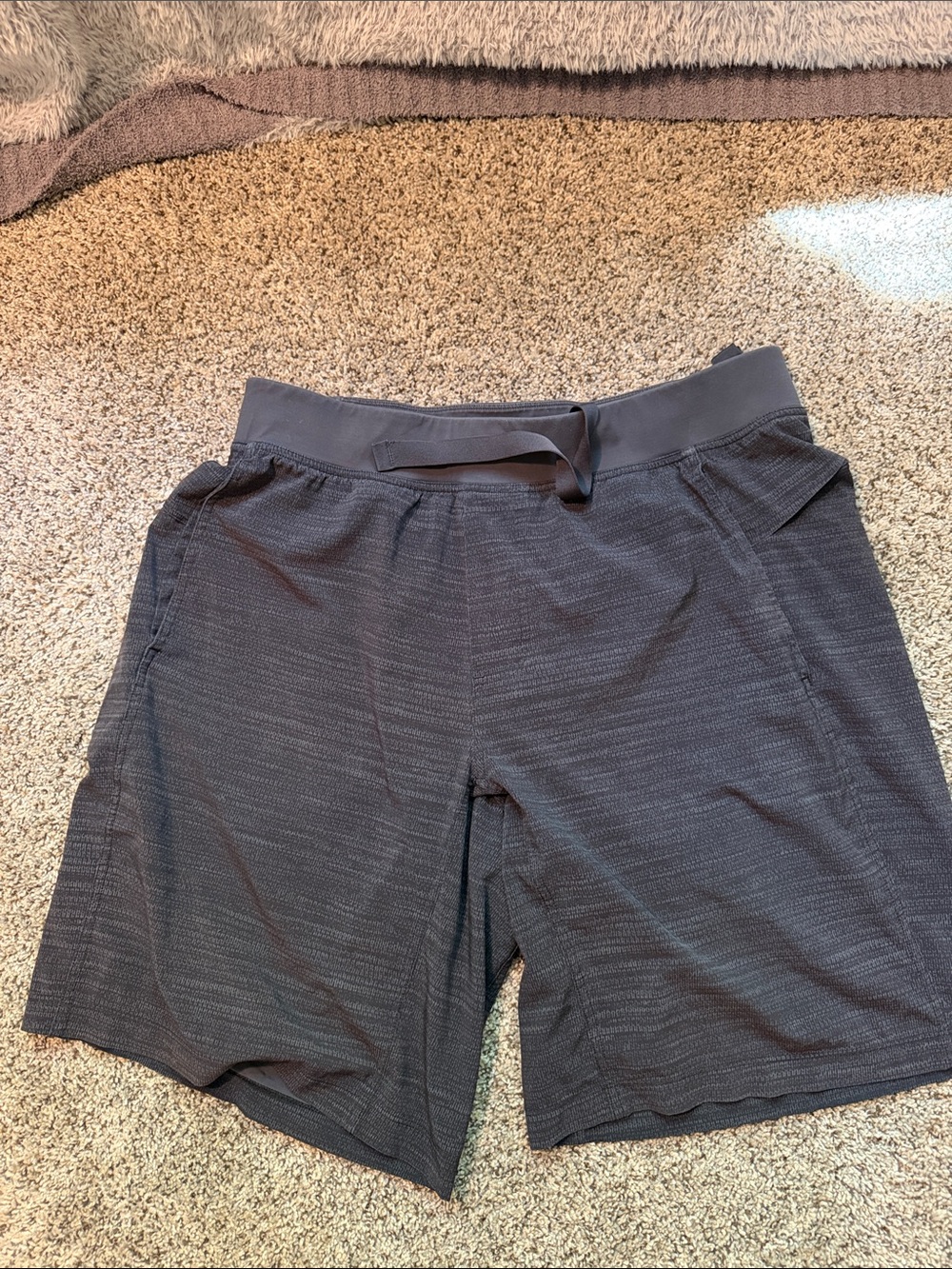 lululemon athletica Men's Dark Gray Hybrid Training Shorts